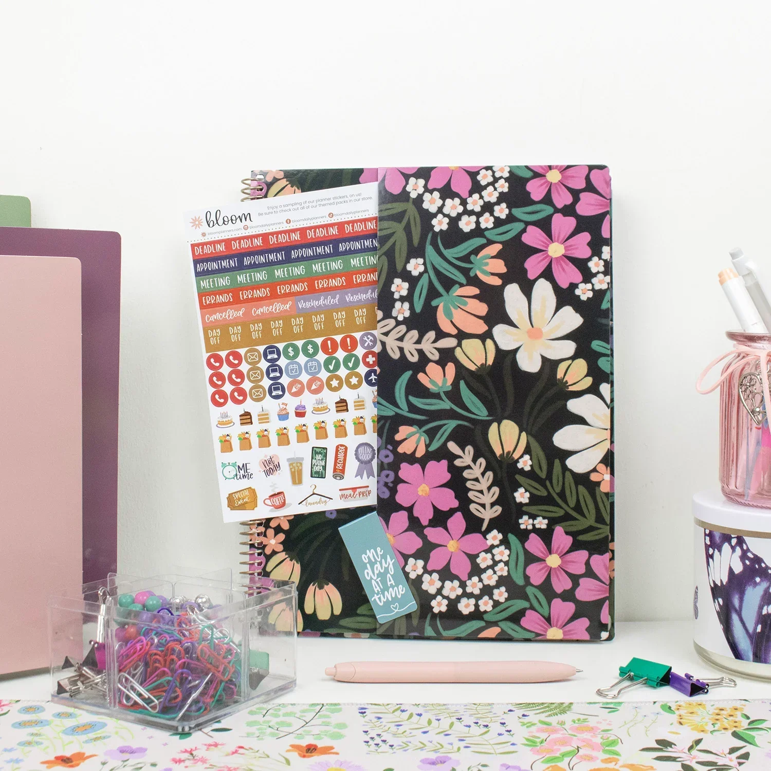 2026-27 Soft Cover Planner, 8.5" x 11" | Blooming Wildly - Image 7