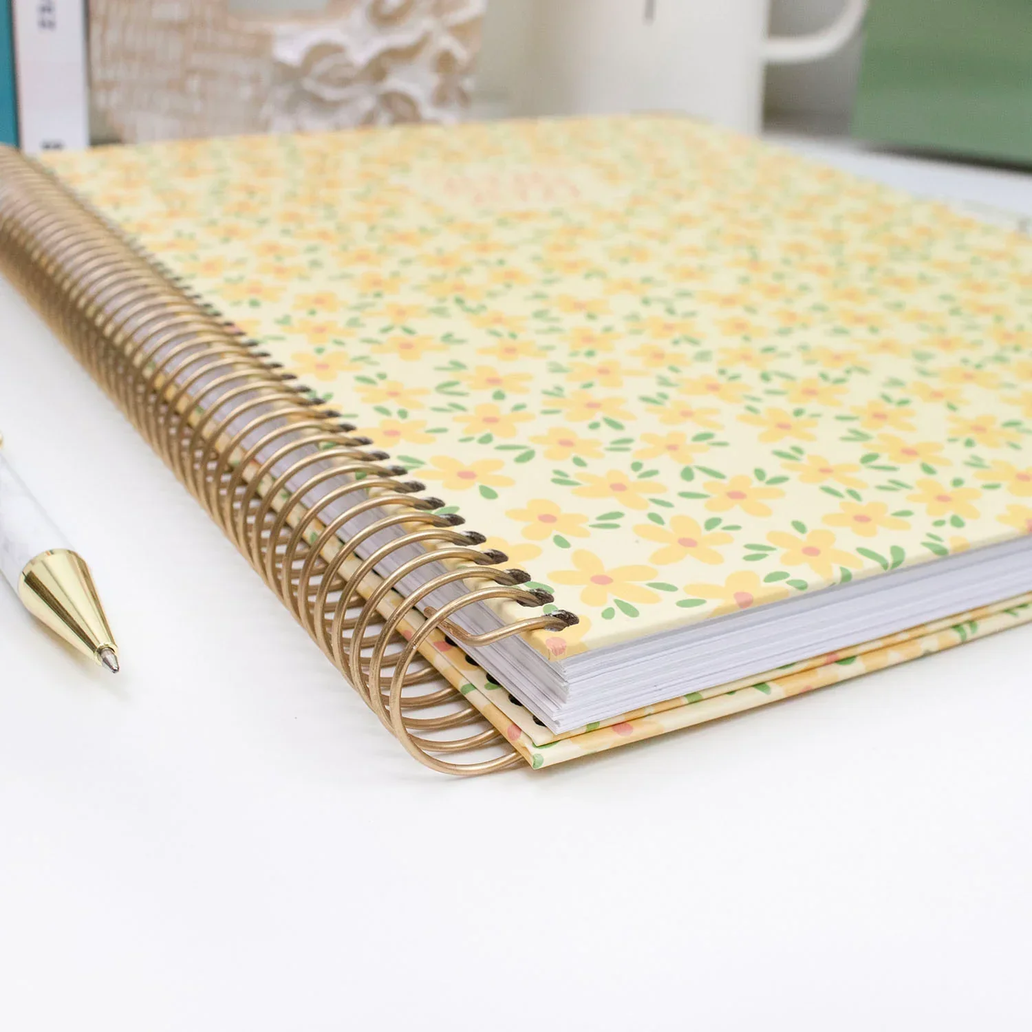 2026–27 Hard Cover Planner, 8.5" x 11" | Butter Yellow Daisies - Image 9