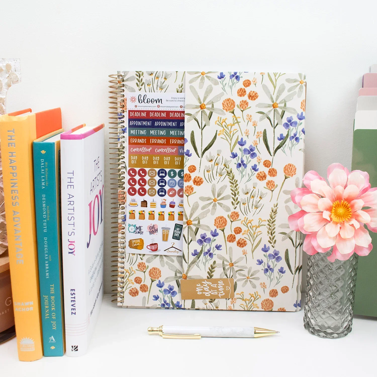 2026–27 Soft Cover Planner, 8.5" x 11" | Whimsical Wildflowers - Image 8