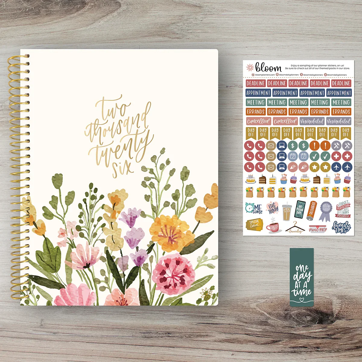 2026 Soft Cover Planner, 8.5" x 11", Beige Bouquet - Image 11